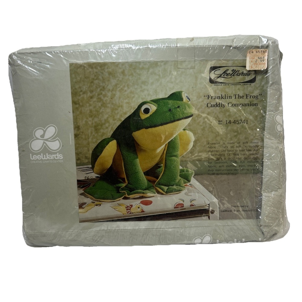 Vintage LeeWards Franklin The Frog Cuddly Companion Kit Needle Arts 14-45741